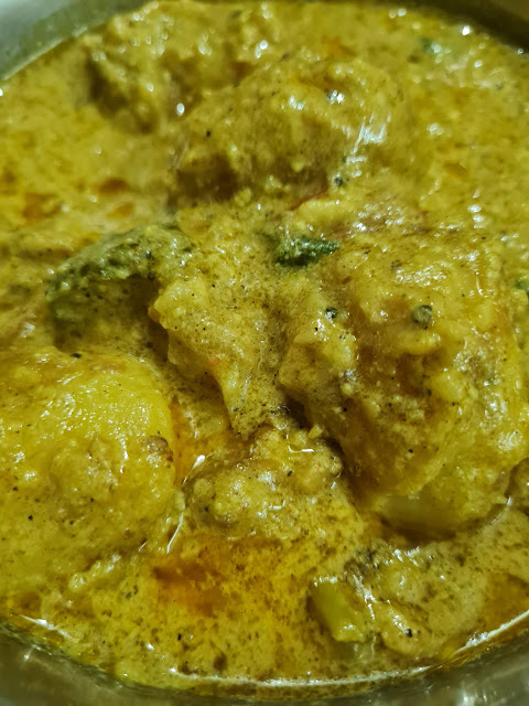 Dum Aloo / Aloo Dum Recipe